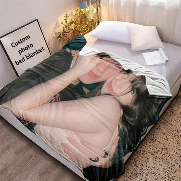 1pc Personalized Photo Print Flannel Blanket, Machine Washable Soft Bedspread For Couples, Anniversary, Wedding, Valentine's Day, Christmas, Graduation, Father's Day, Housewarming, Ideal For Bed Sofa Living Room Bedroom, Birthday Gift